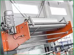 Conveying film of automatic heat shrink wrapping machine
