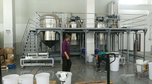 New build vacuum emulsifying machine