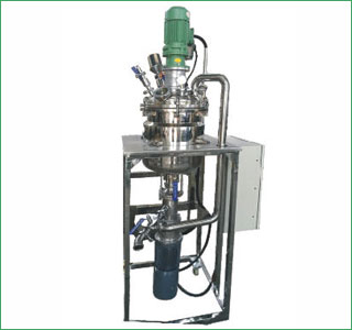 Platform type vacuum emulsifying machine