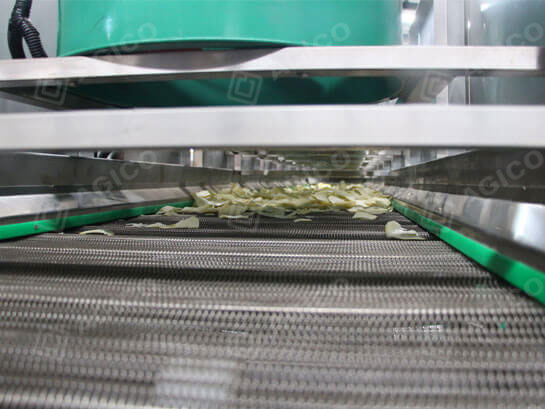 Potato chips deoiling machine